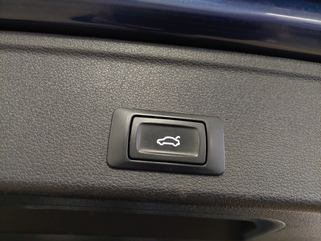 Audi A4 allroad quattro 2017 Sininen