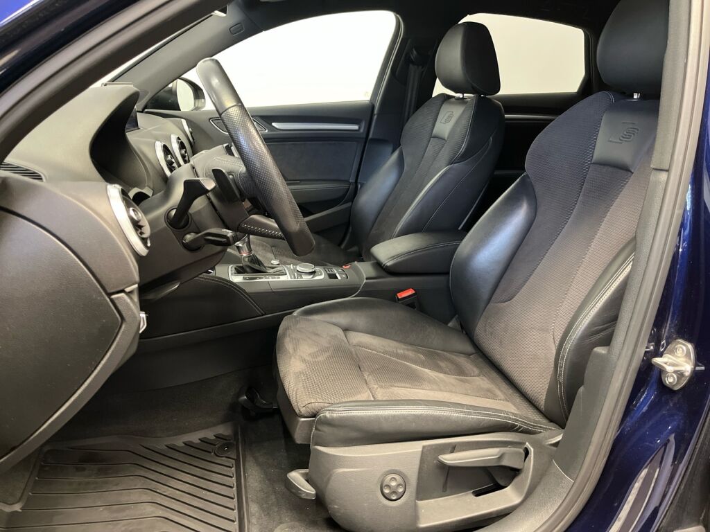 Audi S3 2016 Sininen