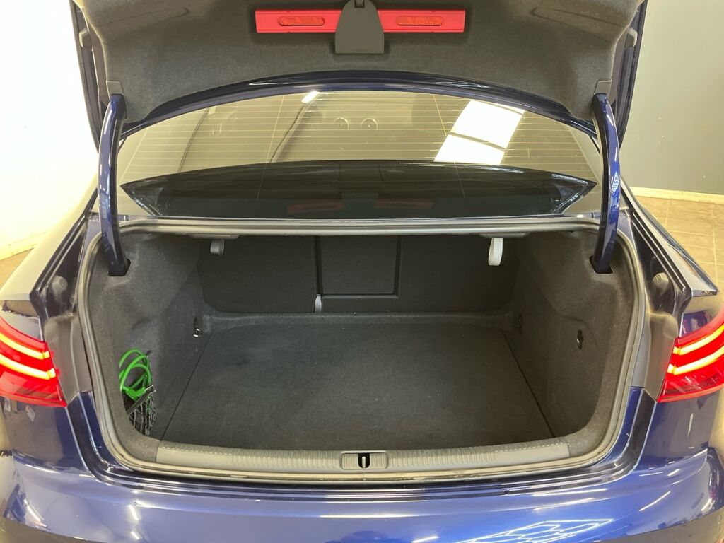 Audi S3 2016 Sininen