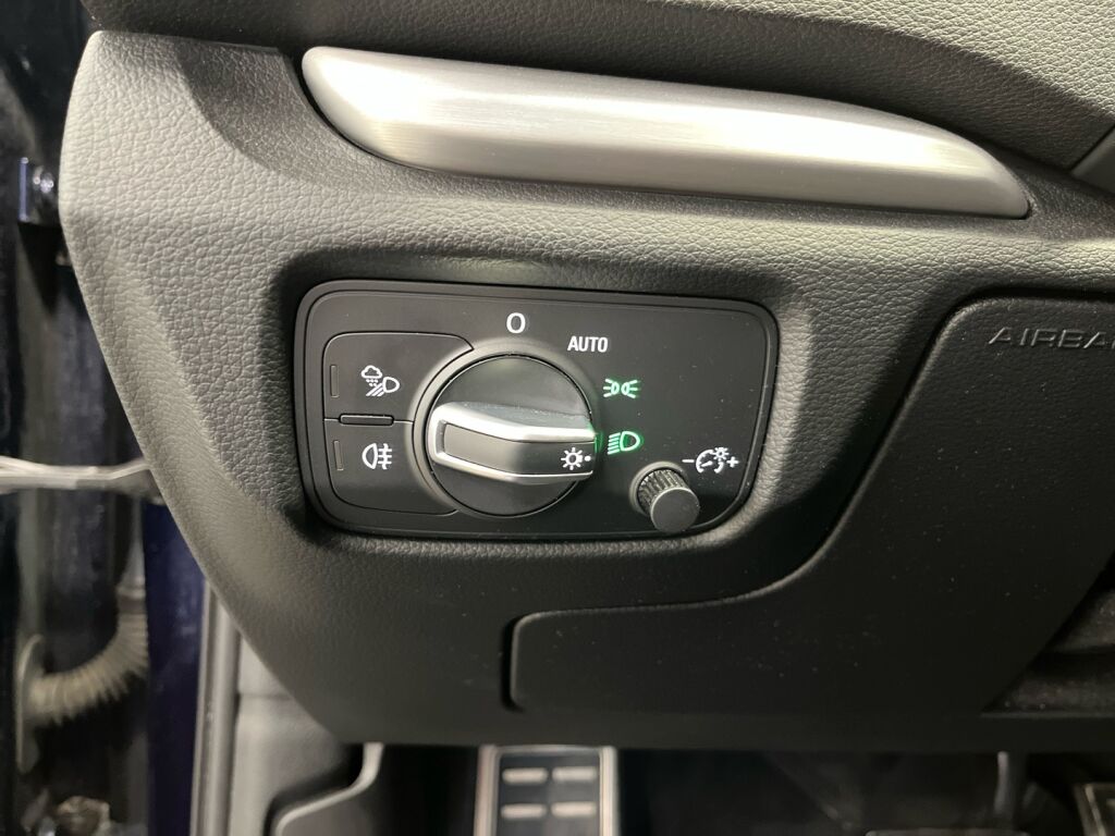 Audi S3 2016 Sininen