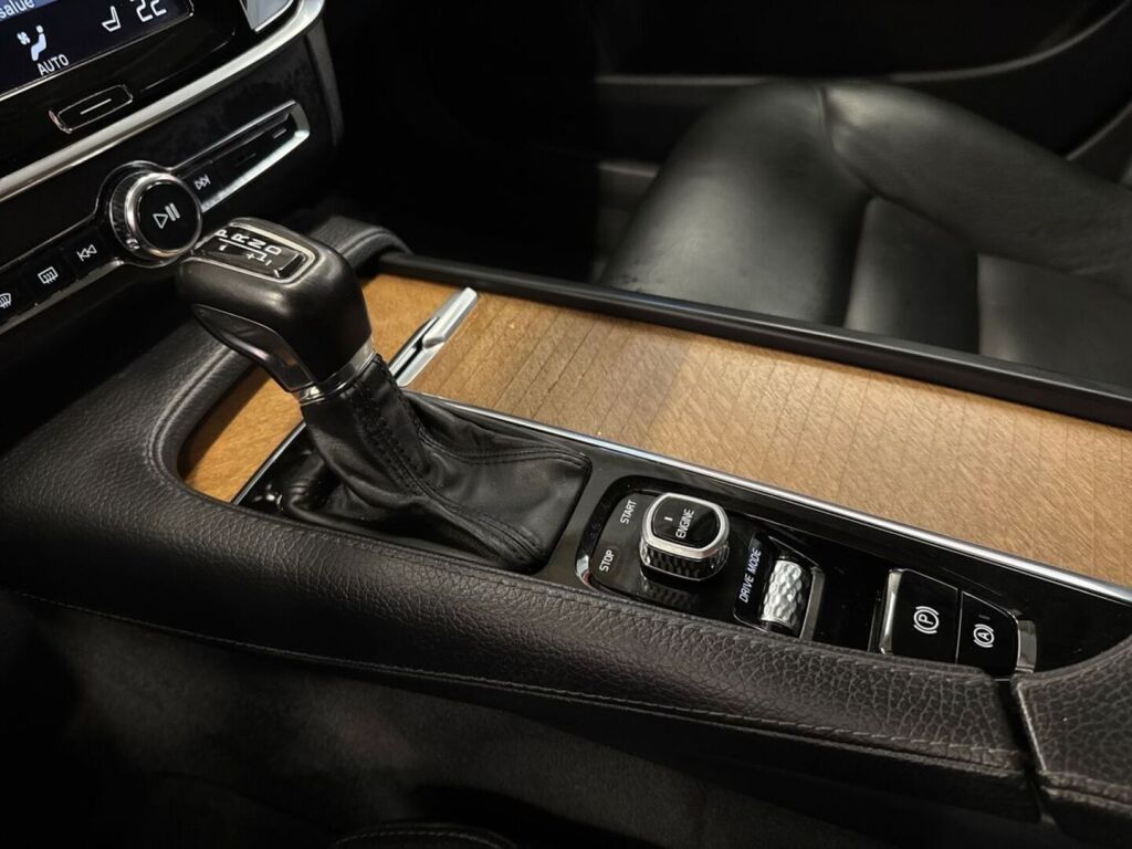 Volvo S90 2016 Harmaa