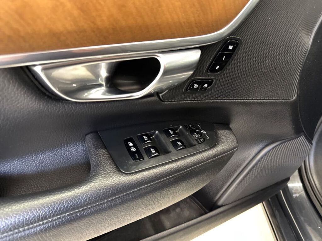 Volvo S90 2016 Harmaa