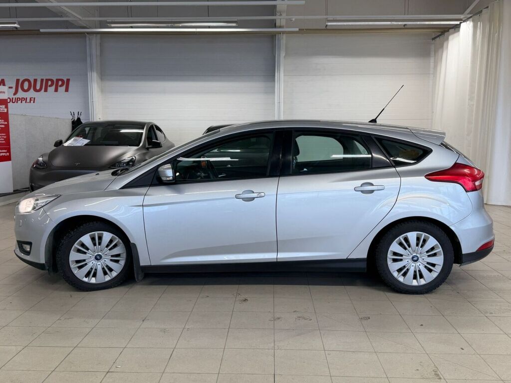 Ford Focus 2016 Met. Harmaa