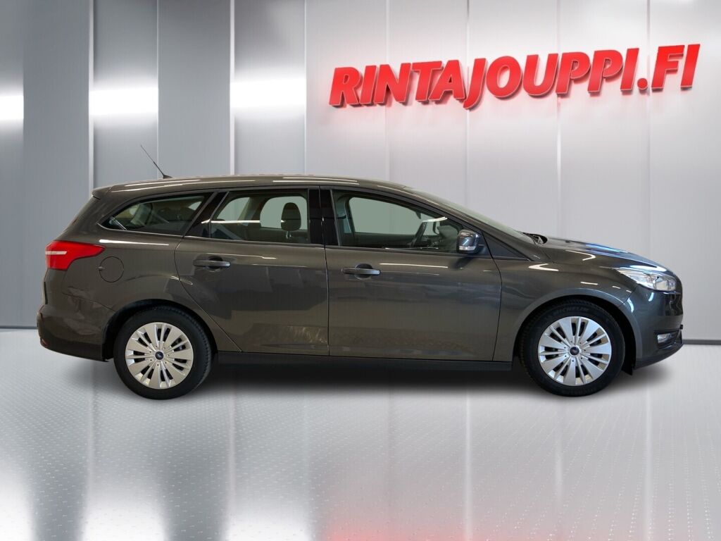 Ford Focus 2017 Harmaa