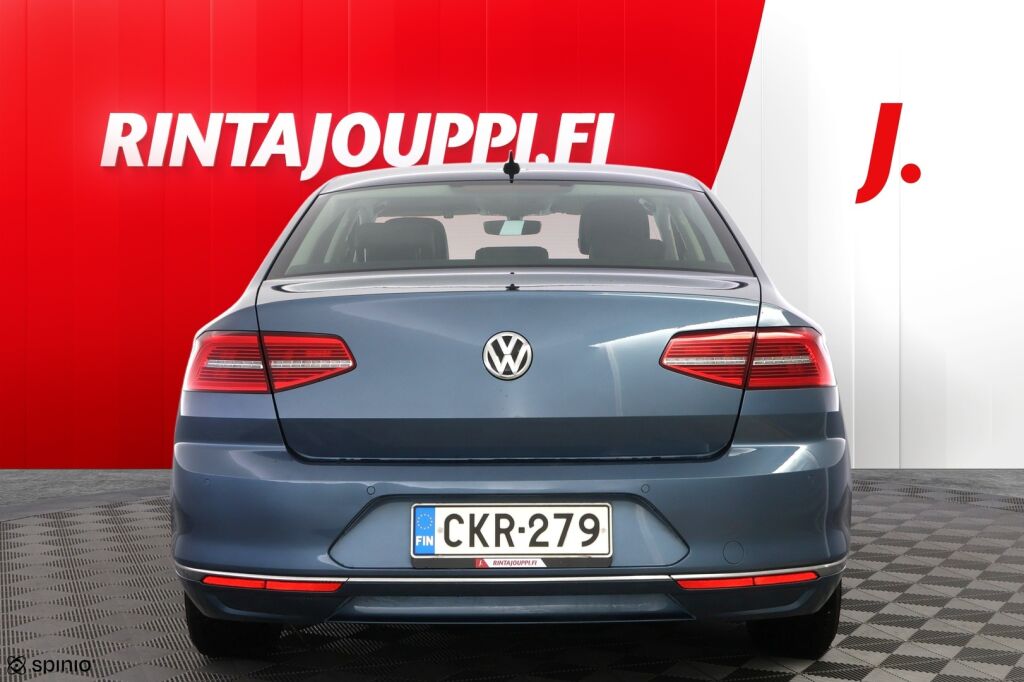 Volkswagen Passat 2017 Sininen