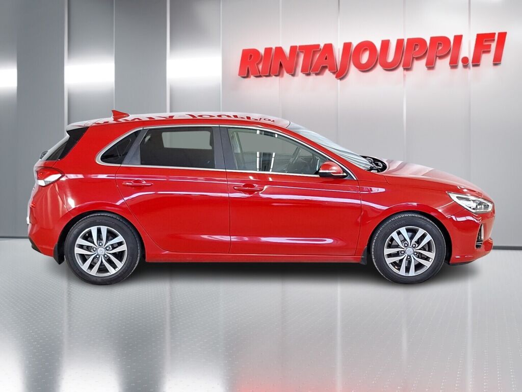 Hyundai i30 5d 2018 Punainen