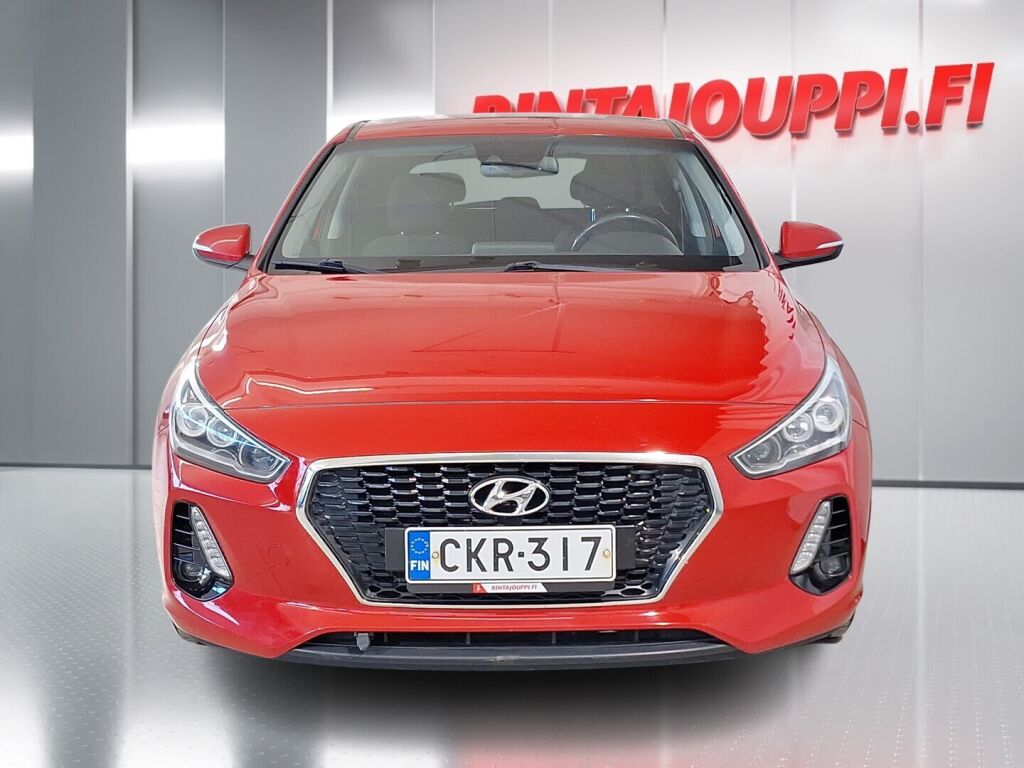 Hyundai i30 5d 2018 Punainen