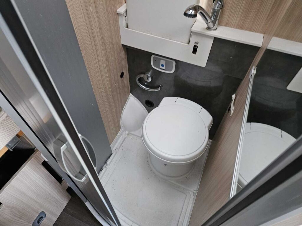 Bürstner CityCar 2017 Valkoinen