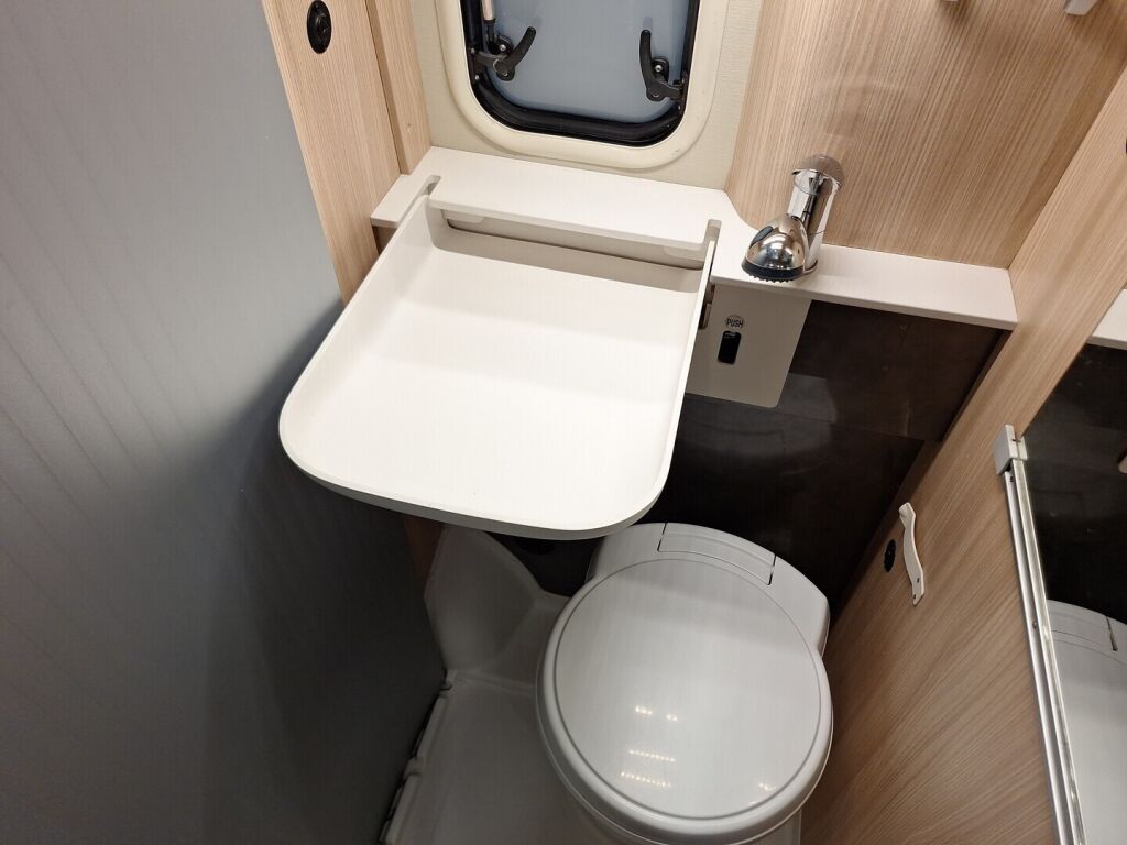 Bürstner CityCar 2017 Valkoinen