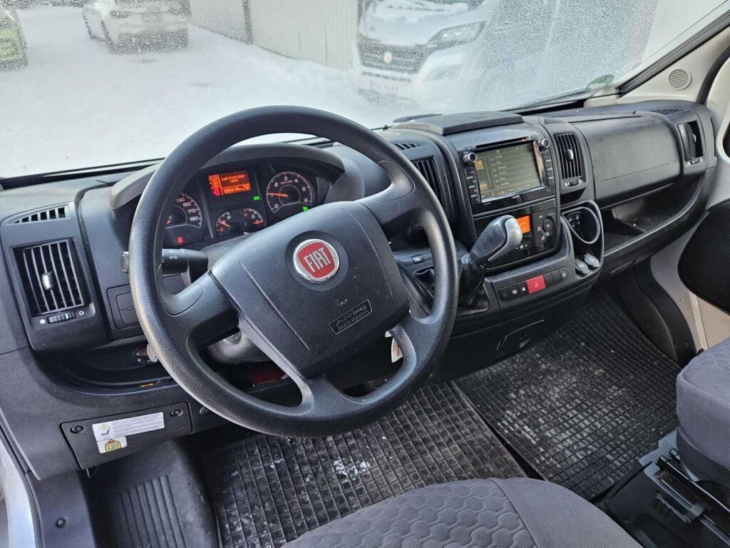 Bürstner CityCar 2017 Valkoinen