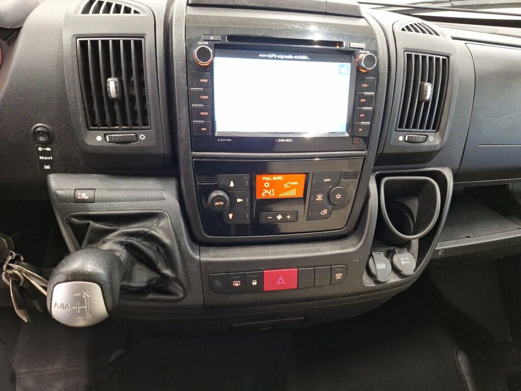 Bürstner CityCar 2017 Valkoinen