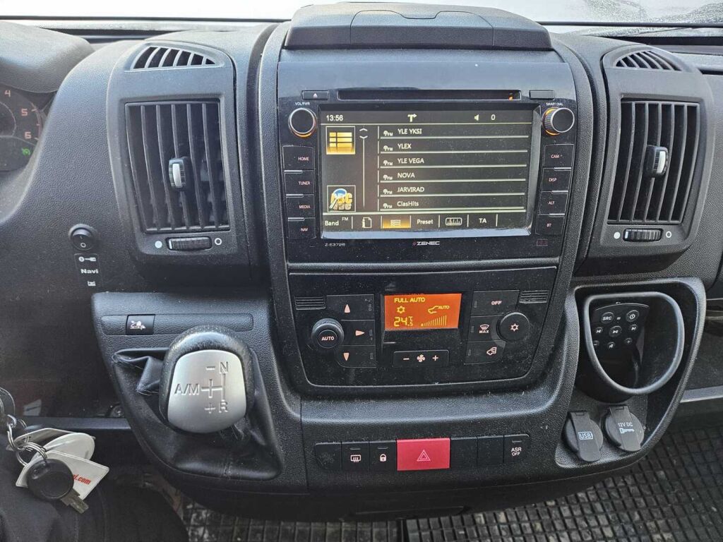 Bürstner CityCar 2017 Valkoinen