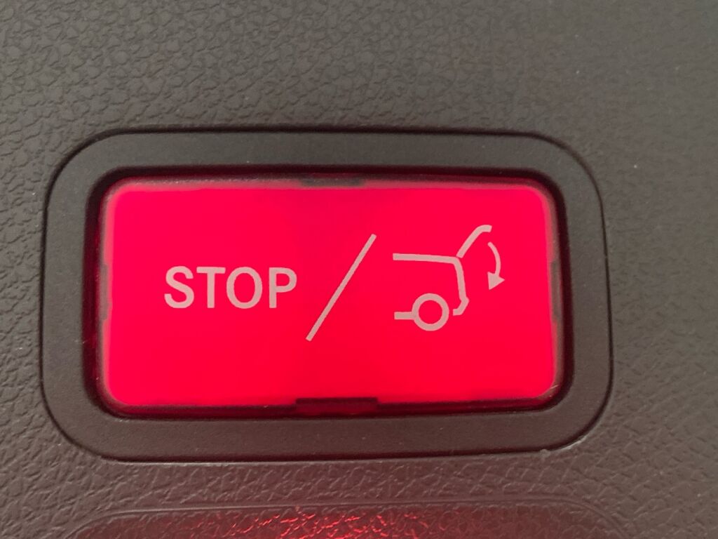 Mercedes-Benz CLA 2015 Musta