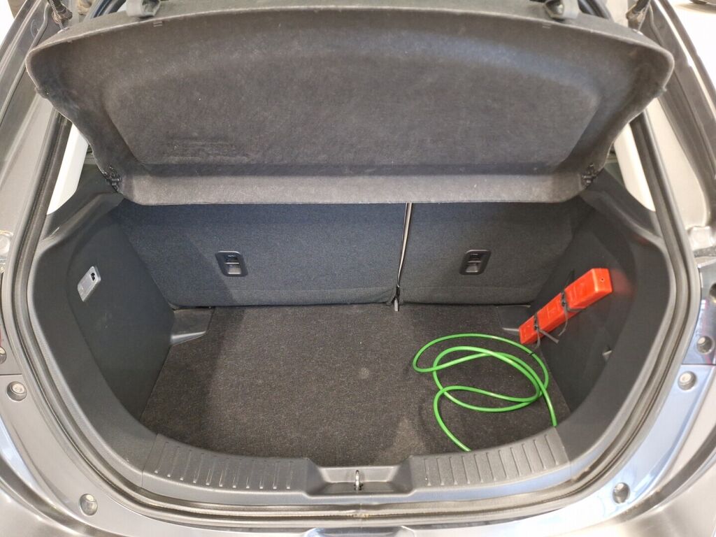 Mazda Mazda2 2017 Harmaa