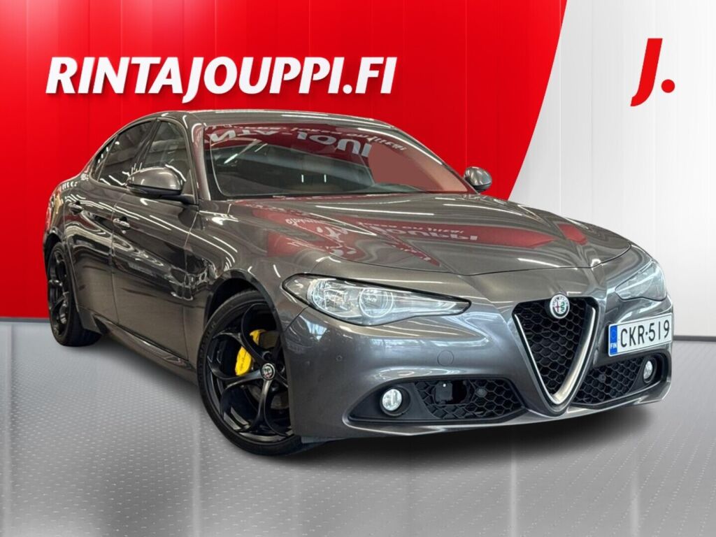 Alfa Romeo Giulia 2017 Harmaa
