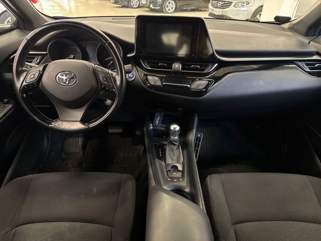 Toyota C-HR 2017 Harmaa