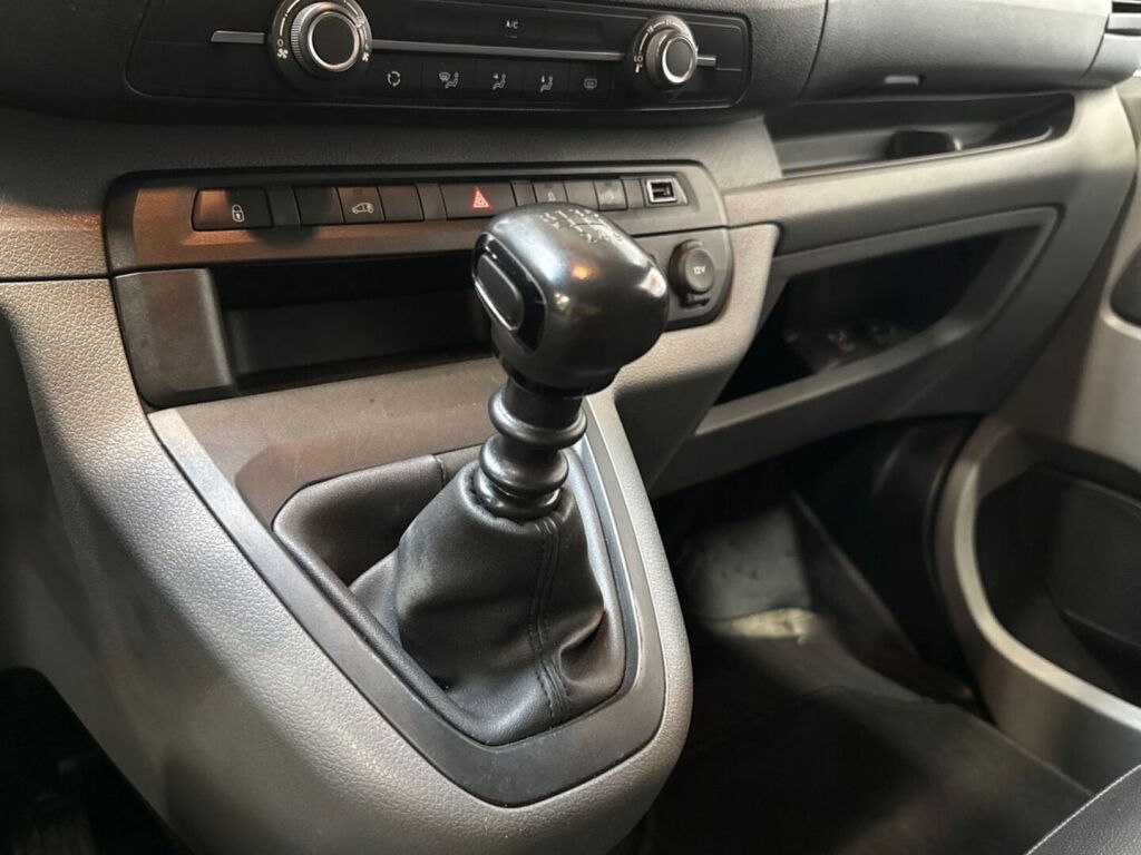 Toyota Proace 2017 Sininen