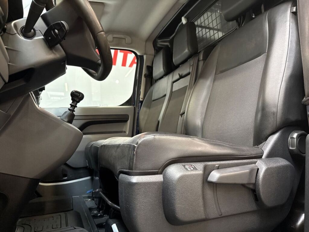 Toyota Proace 2017 Sininen