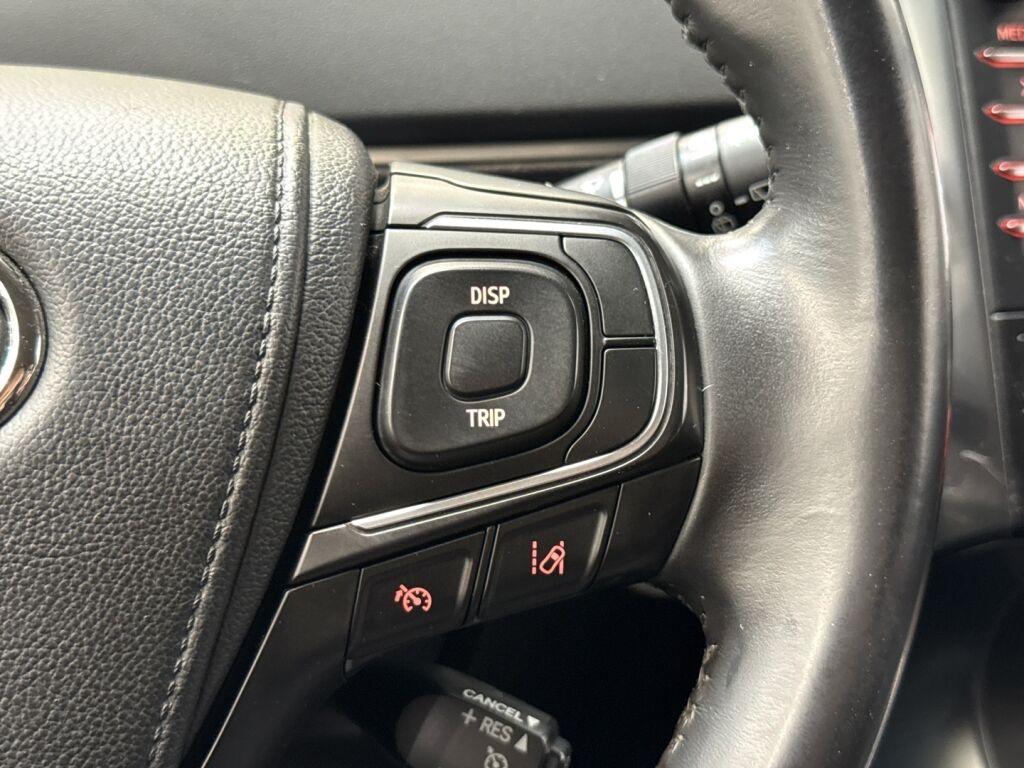 Toyota Verso 2017 Harmaa