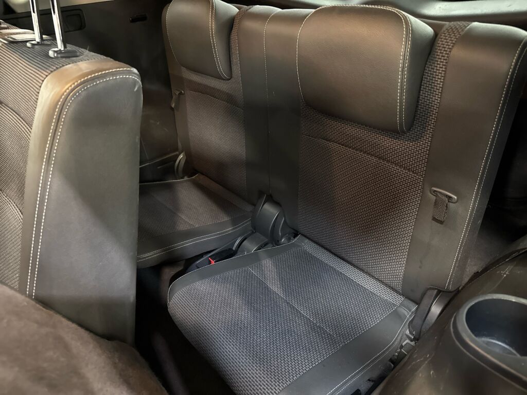 Toyota Verso 2017 Harmaa