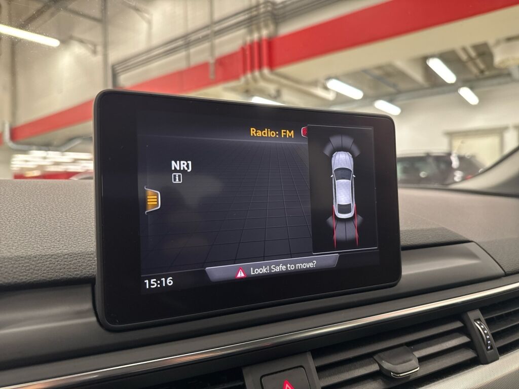Audi A5 2017 Musta
