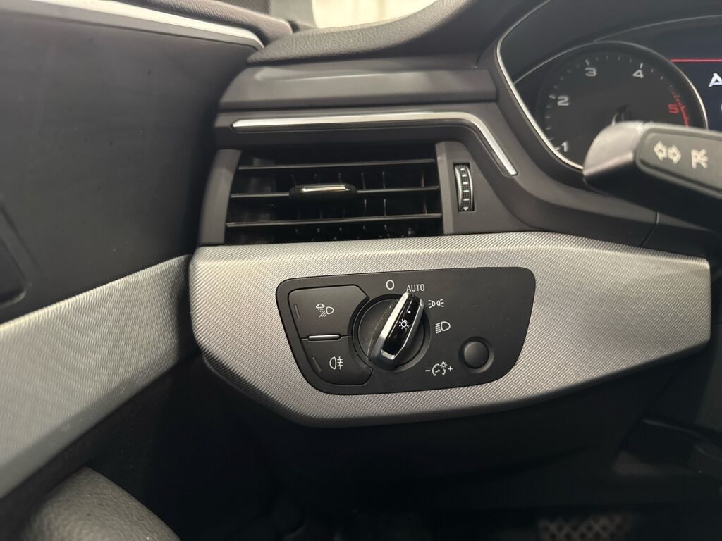 Audi A5 2017 Musta