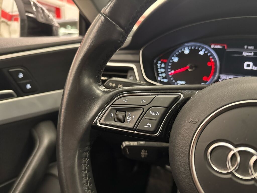 Audi A5 2017 Musta