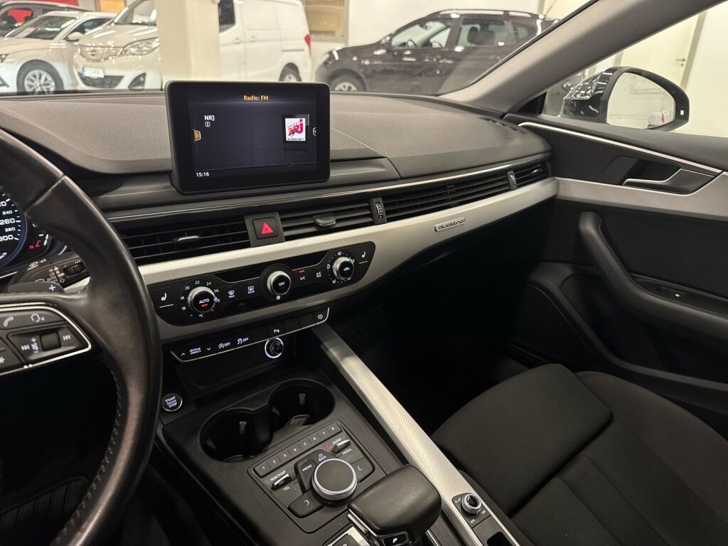 Audi A5 2017 Musta