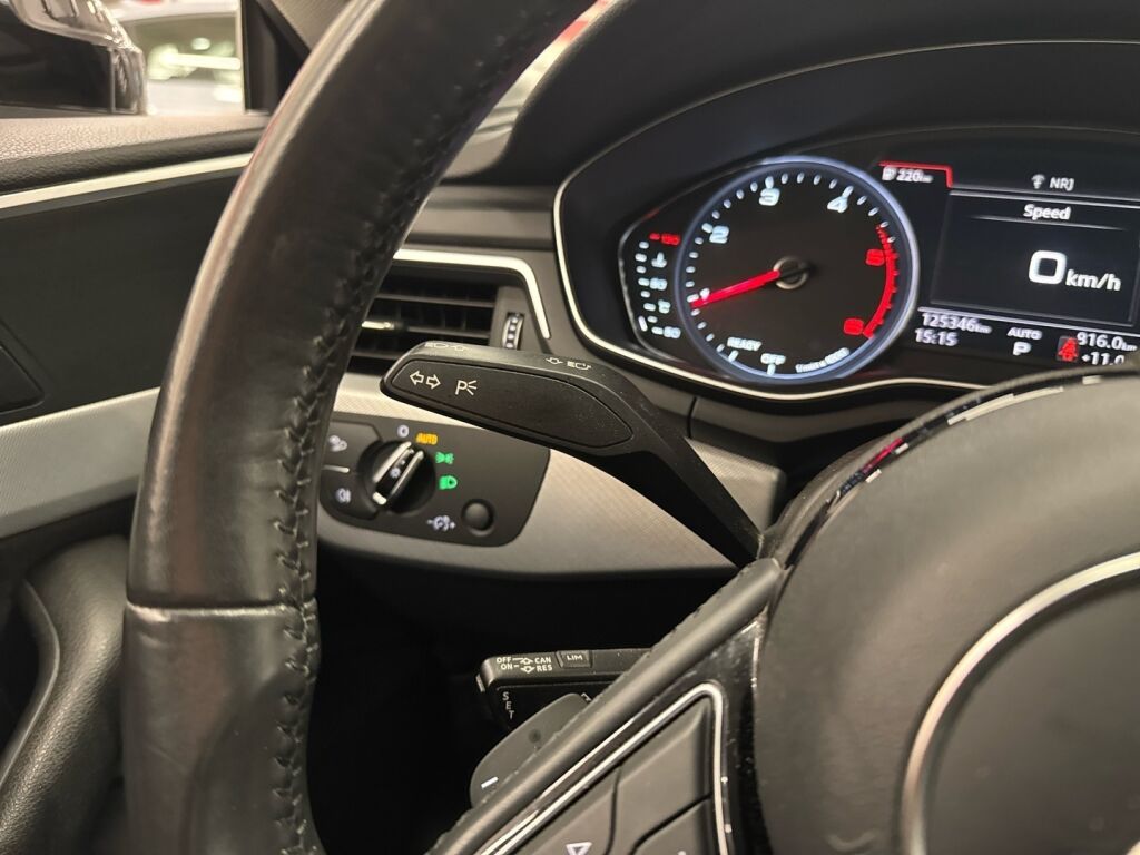 Audi A5 2017 Musta
