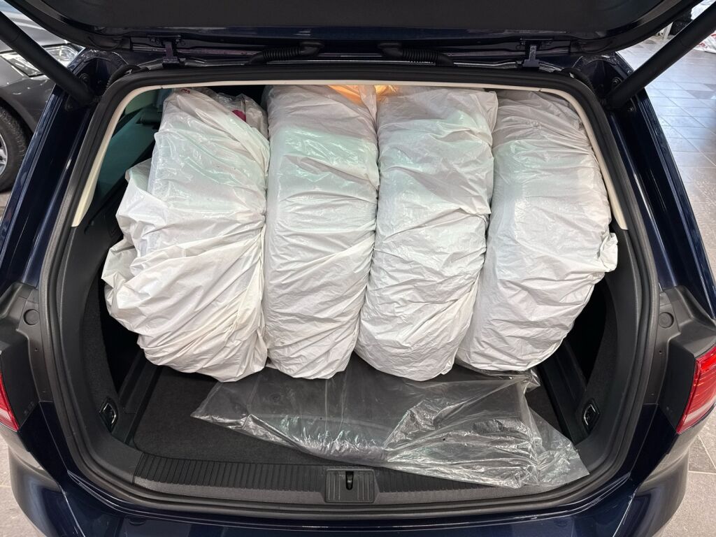 Volkswagen Passat 2017 Sininen