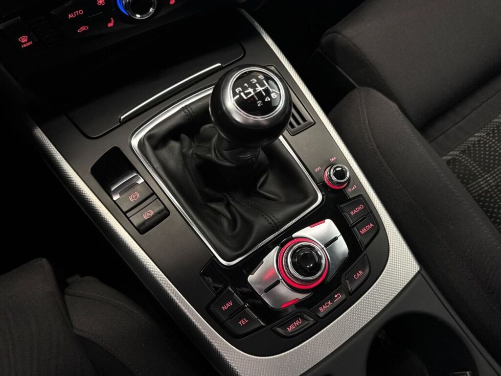 Audi A4 2013 Harmaa