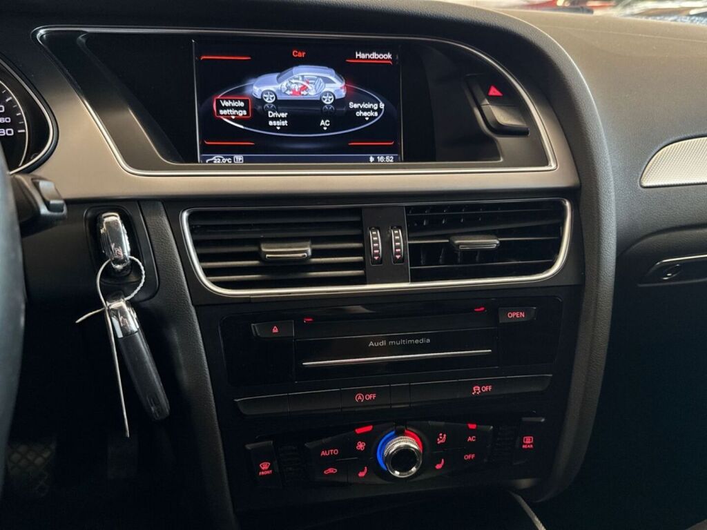 Audi A4 2013 Harmaa