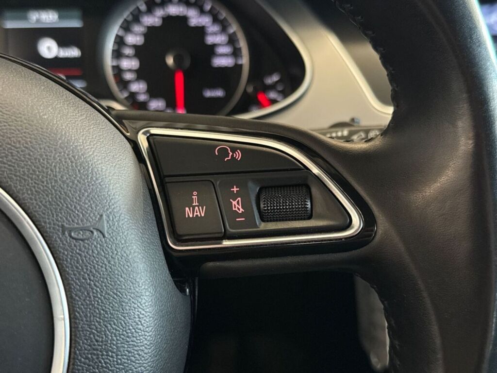 Audi A4 2013 Harmaa
