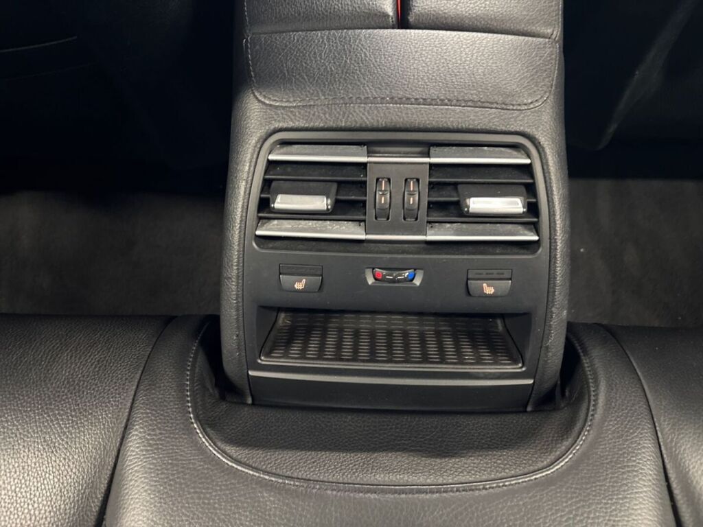 BMW 640 2012 Musta