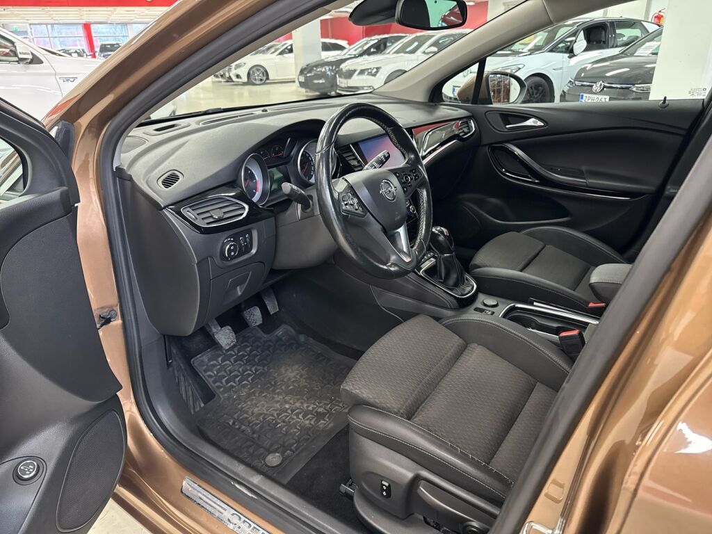 Opel Astra 2017 Ruskea (beige)