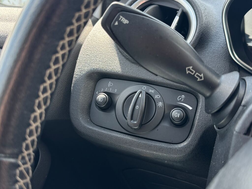 Ford Fiesta 2017 Valkoinen