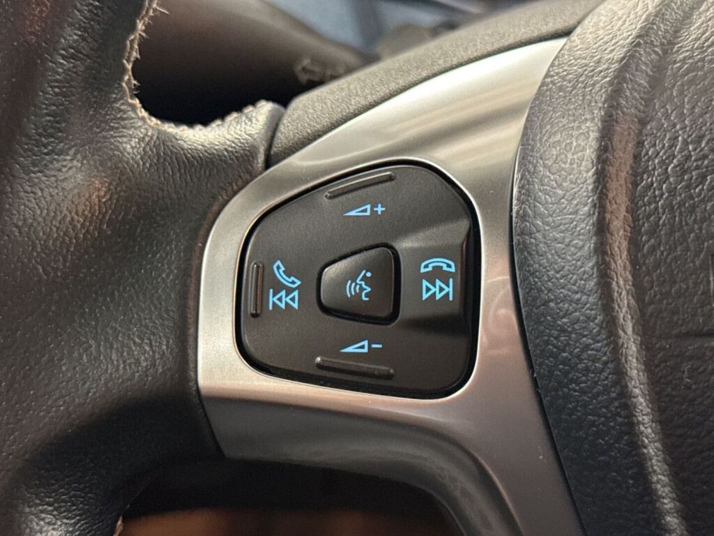 Ford Fiesta 2017 Valkoinen