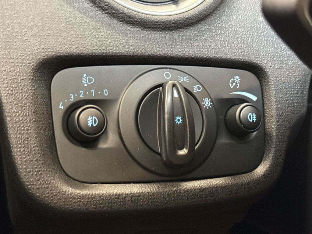 Ford Fiesta 2017 Valkoinen