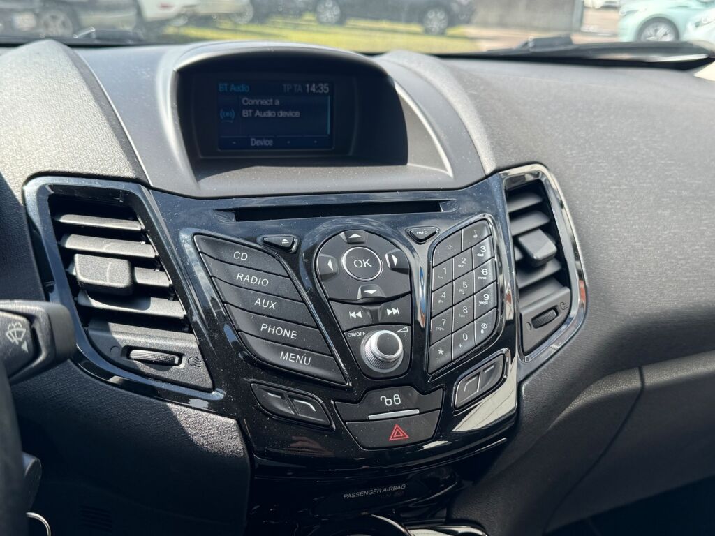 Ford Fiesta 2017 Valkoinen
