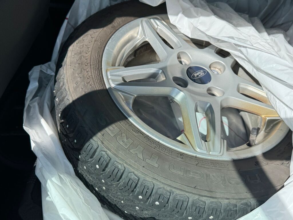Ford Fiesta 2017 Valkoinen