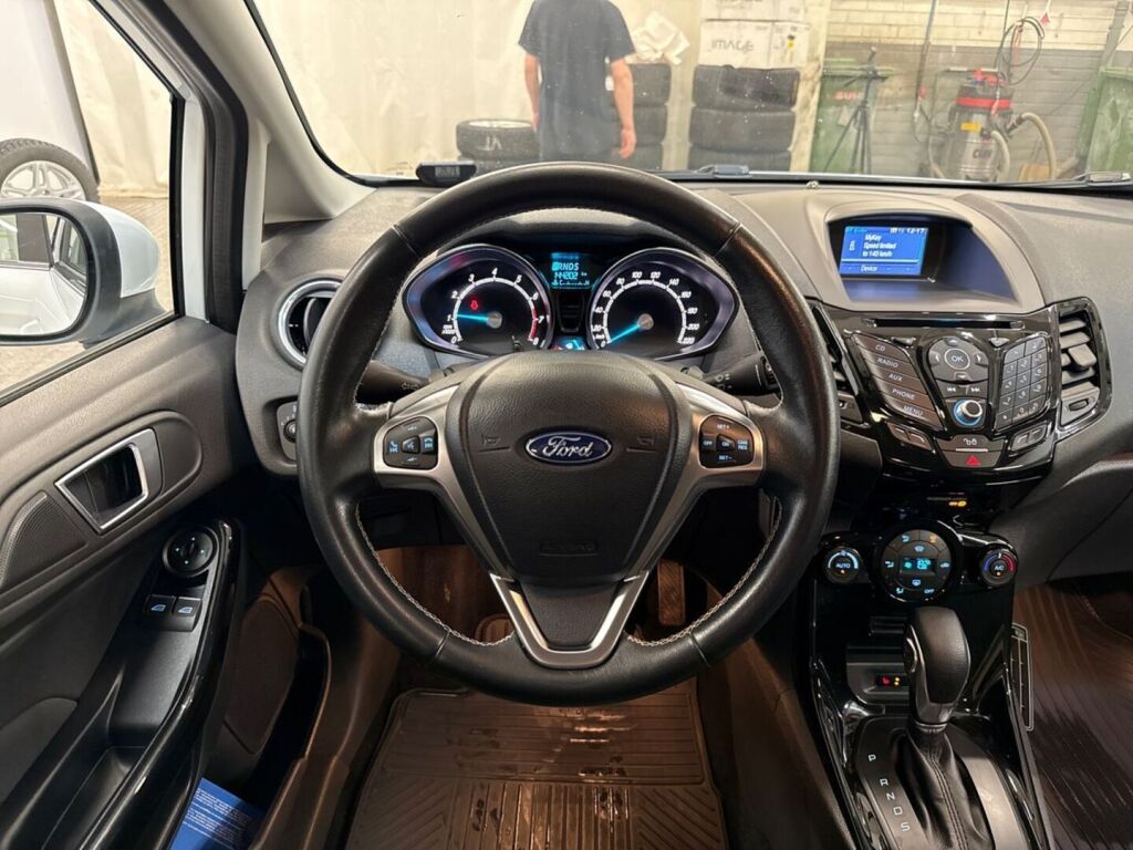 Ford Fiesta 2017 Valkoinen