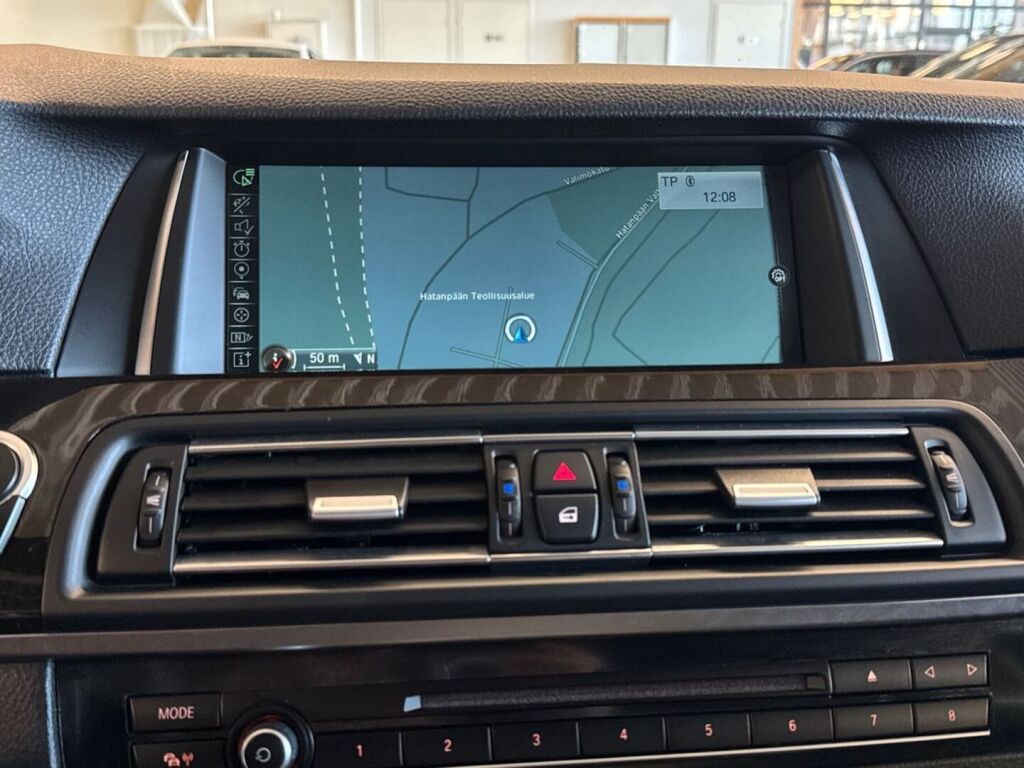 BMW M5 2013 Musta