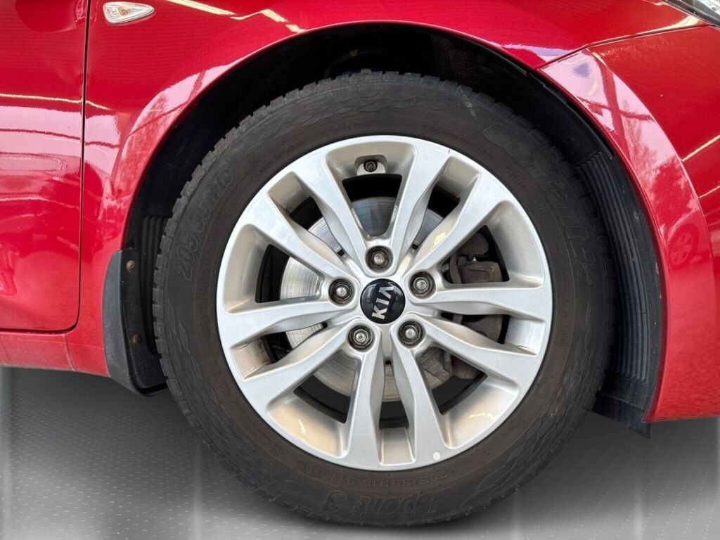 Kia Ceed 2018 Punainen