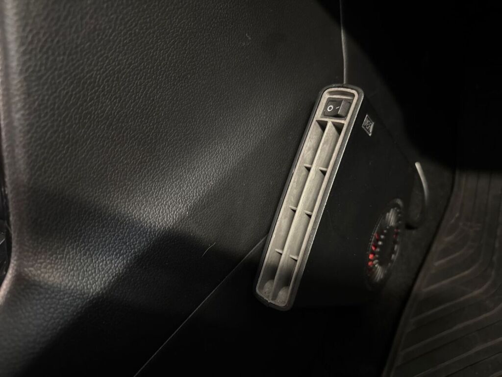 Kia Ceed 2018 Punainen