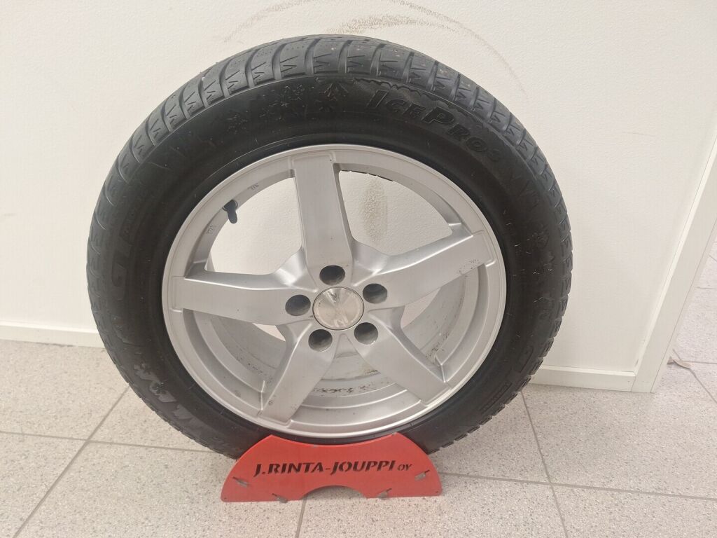 Volvo V60 2014 Musta