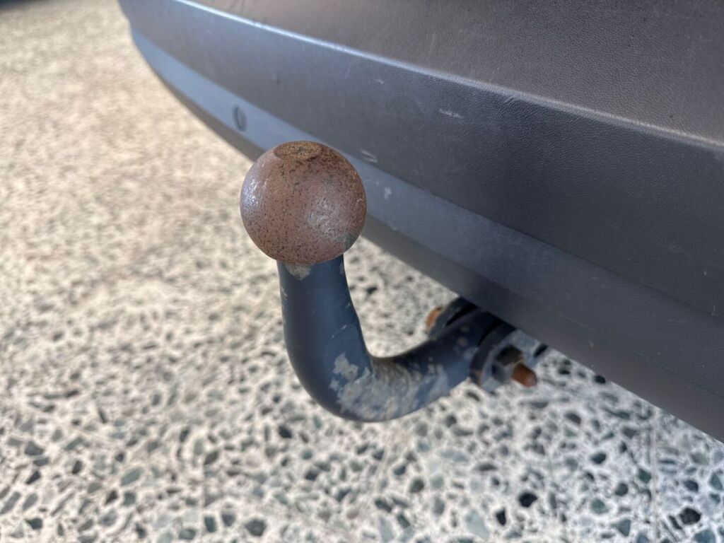 Volkswagen Caddy Maxi 2017 Ruskea (beige)