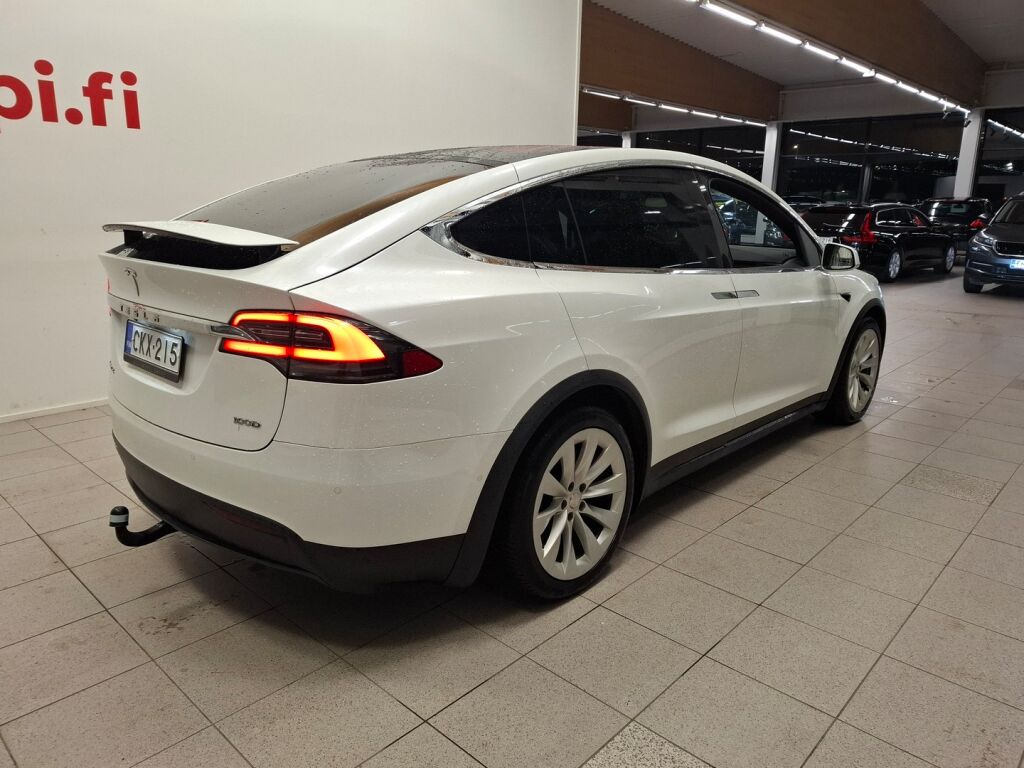 Tesla Model X 2017 Valkoinen