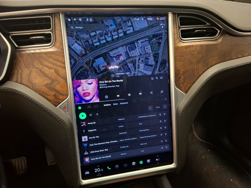 Tesla Model X 2017 Valkoinen