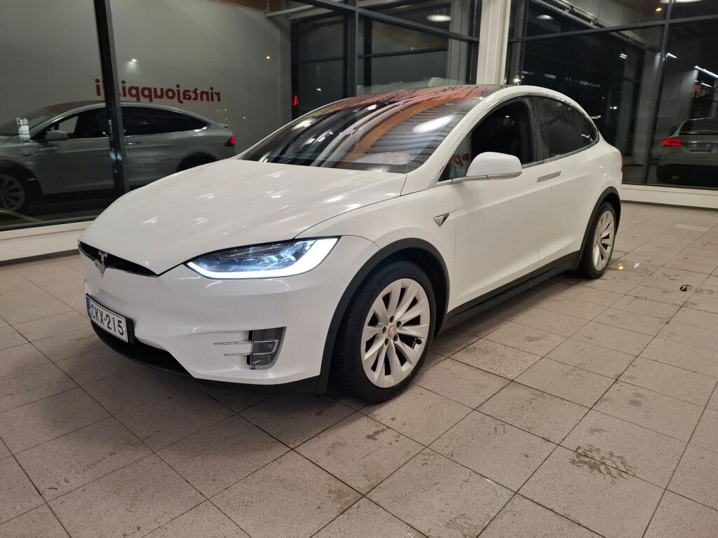 Tesla Model X 2017 Valkoinen