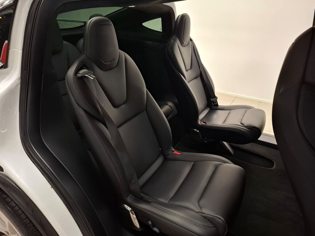 Tesla Model X 2017 Valkoinen